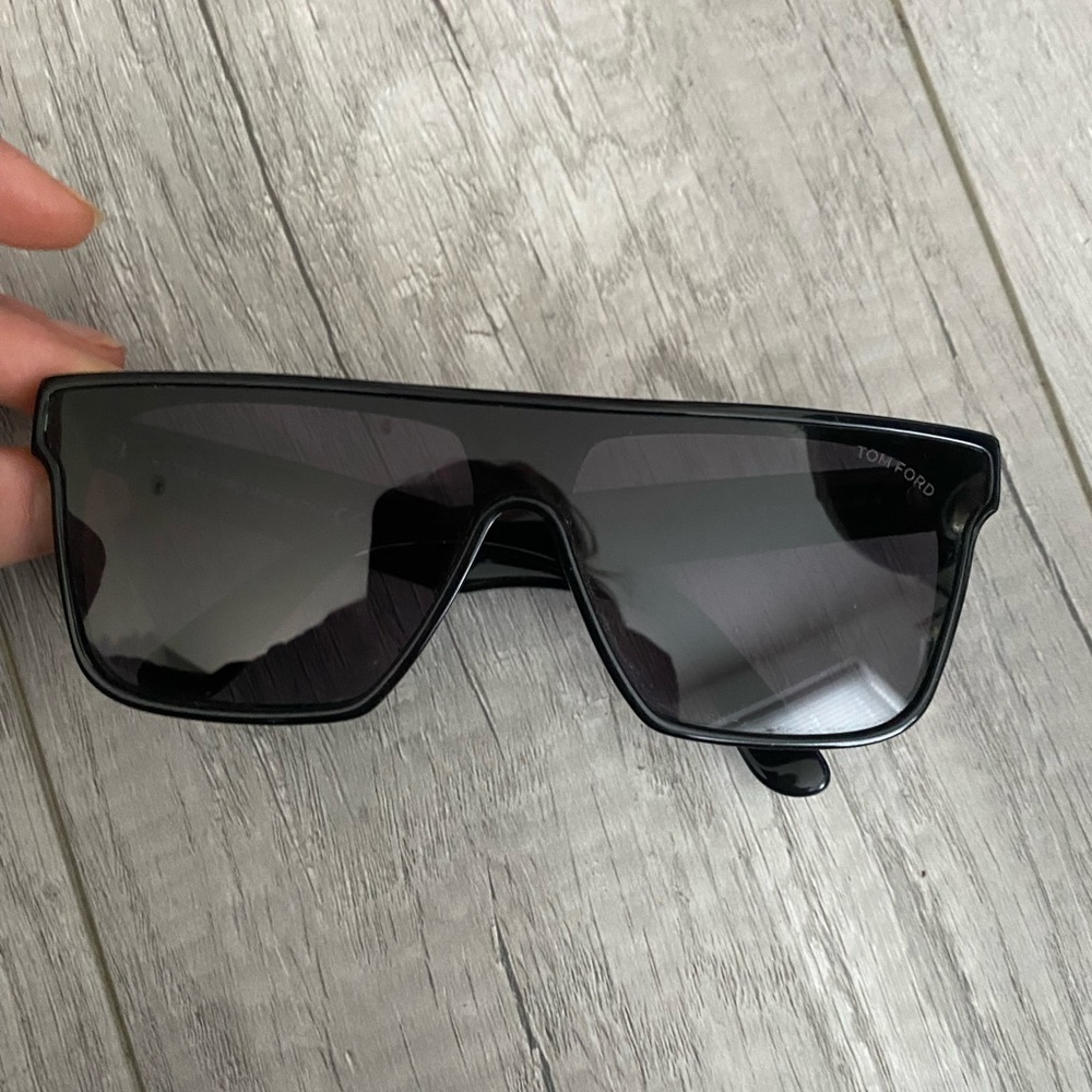 TOM FORD WHYAT SUNGLASSES